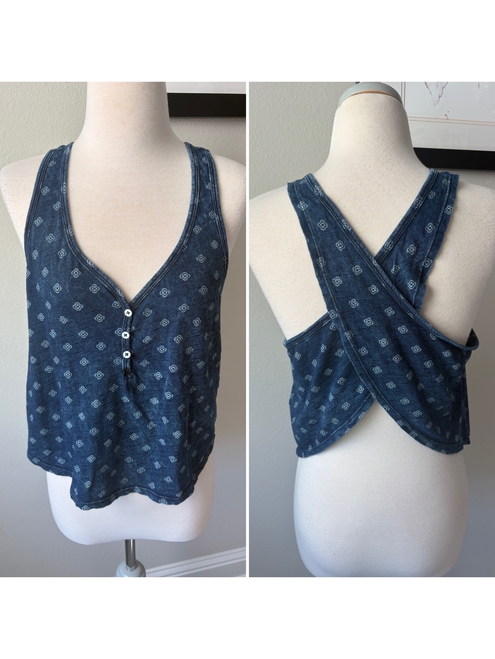 Ecote Women’s Blue Printed Open Back Tank Top Size M